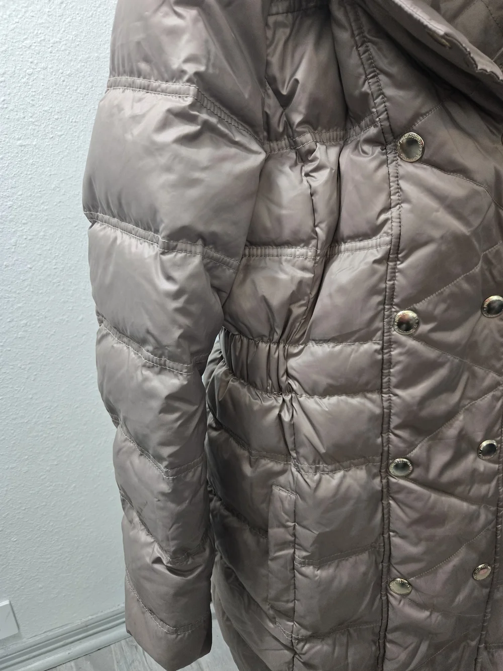 Juicy Couture Women's Taupe Puffer Coat with Faux Fur Trim